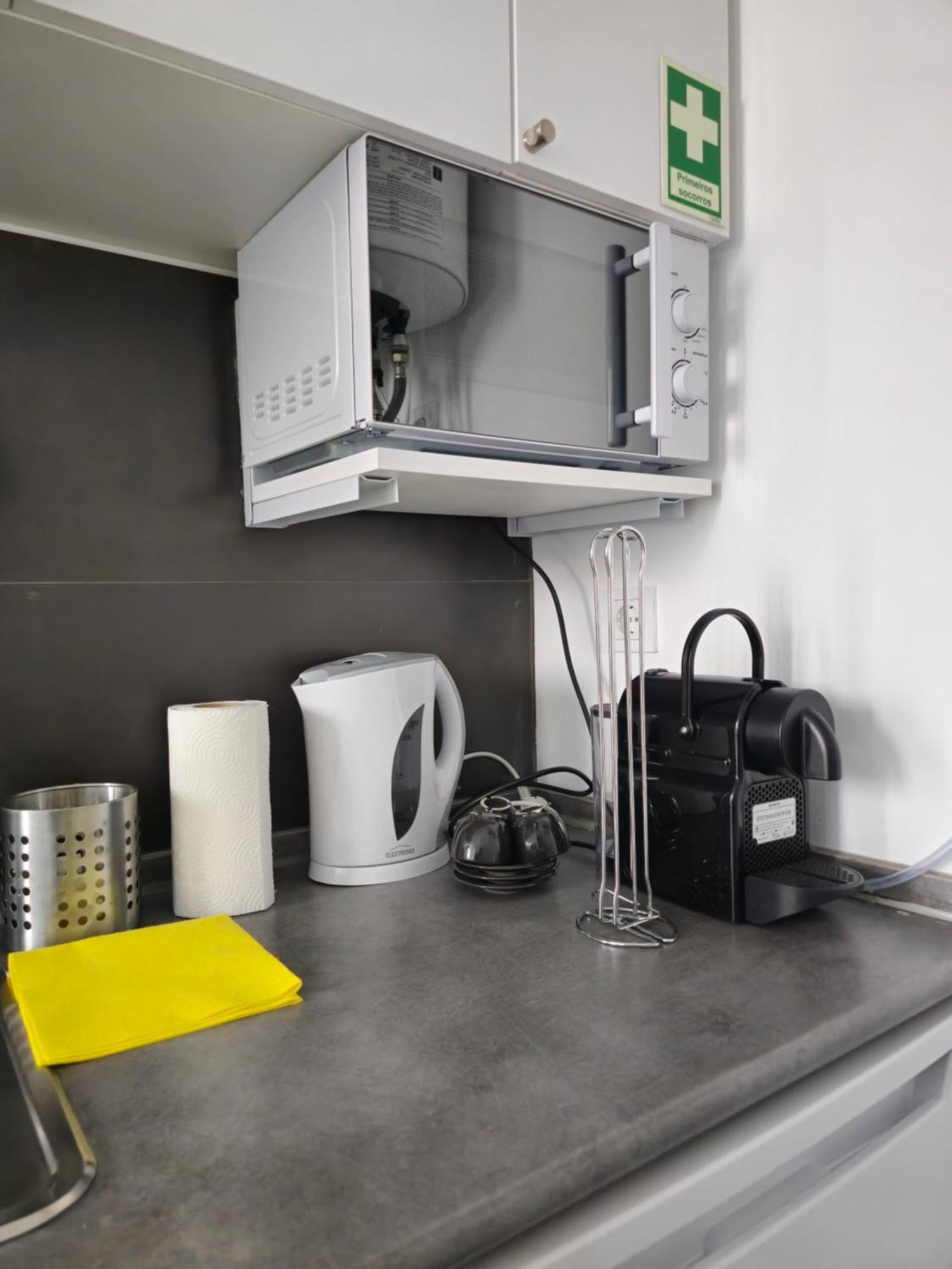 Esther Apartment Cozy Vacay Suite Setúbal Esterno foto